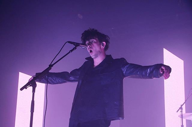 PlayEntNetwork's tweet image. Reposting @abrahamvch:
@the1975 playing at @audcitibanamex | Abraham Vargas 2017. .
.
.
.
.
.
.
.
#canon #the1975 #photopass #press #bass