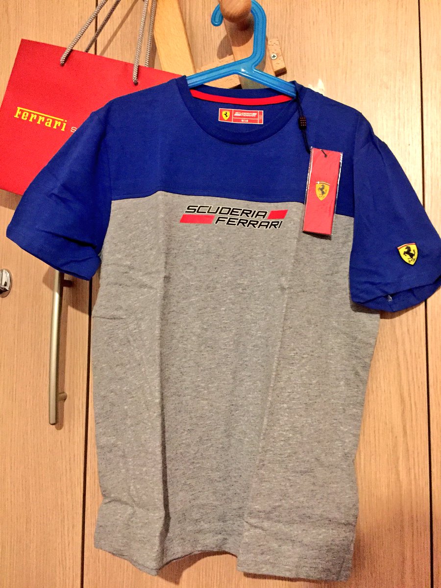 nieke_aereta's tweet photo. 55) Ini juga masih buat oleh2 ponakan-ponakan T-shirt Scuderia Ferrari Official. Takdir dan nasib seorang Tante yg ponakannya banyak๐ Gak papa. In shaa Allah rejekinya jg banyak kl ga pelit berbagi. #FerrariModenaItaly ๐๐ https://t.co/x6UnPLJv09