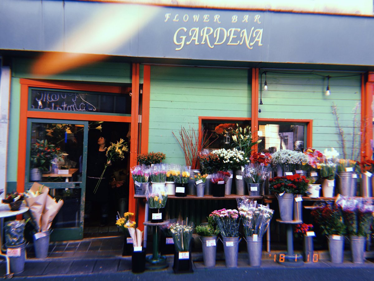 カメラ持ってったんだけど時間がなくてスマホで写真撮っちゃいがちだったの勿体無かったな

#下北沢 
#写真好きな人と繋がりがたい