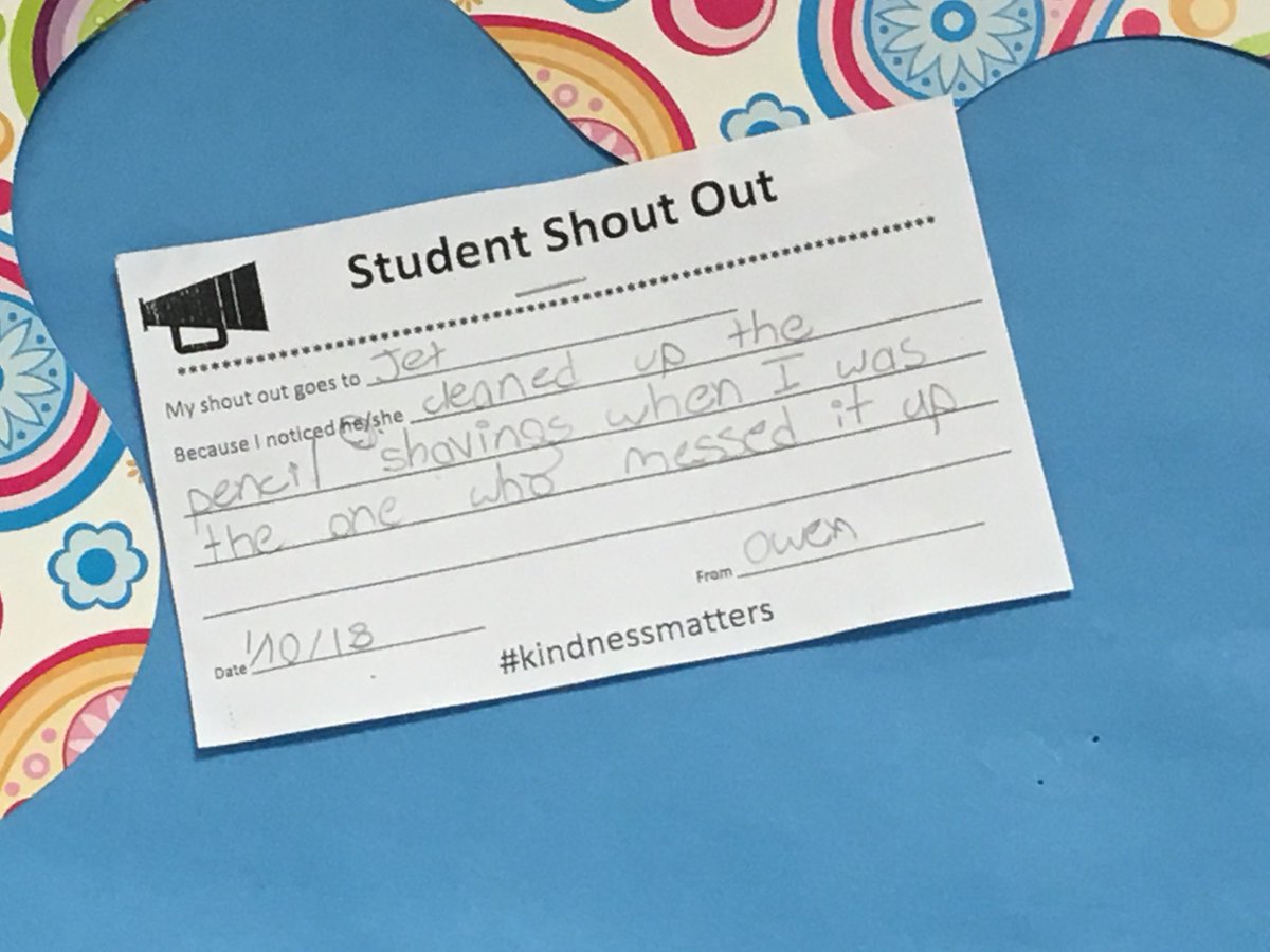 menateach's tweet photo. The first shout out of 2018 is on the board! The same child who got the first shout out of 2017 got the first one in 2018. He's obviously doing something right🙂 #KindnessMatters #mightymenas @OakForestES https://t.co/BUEIhX6NGU