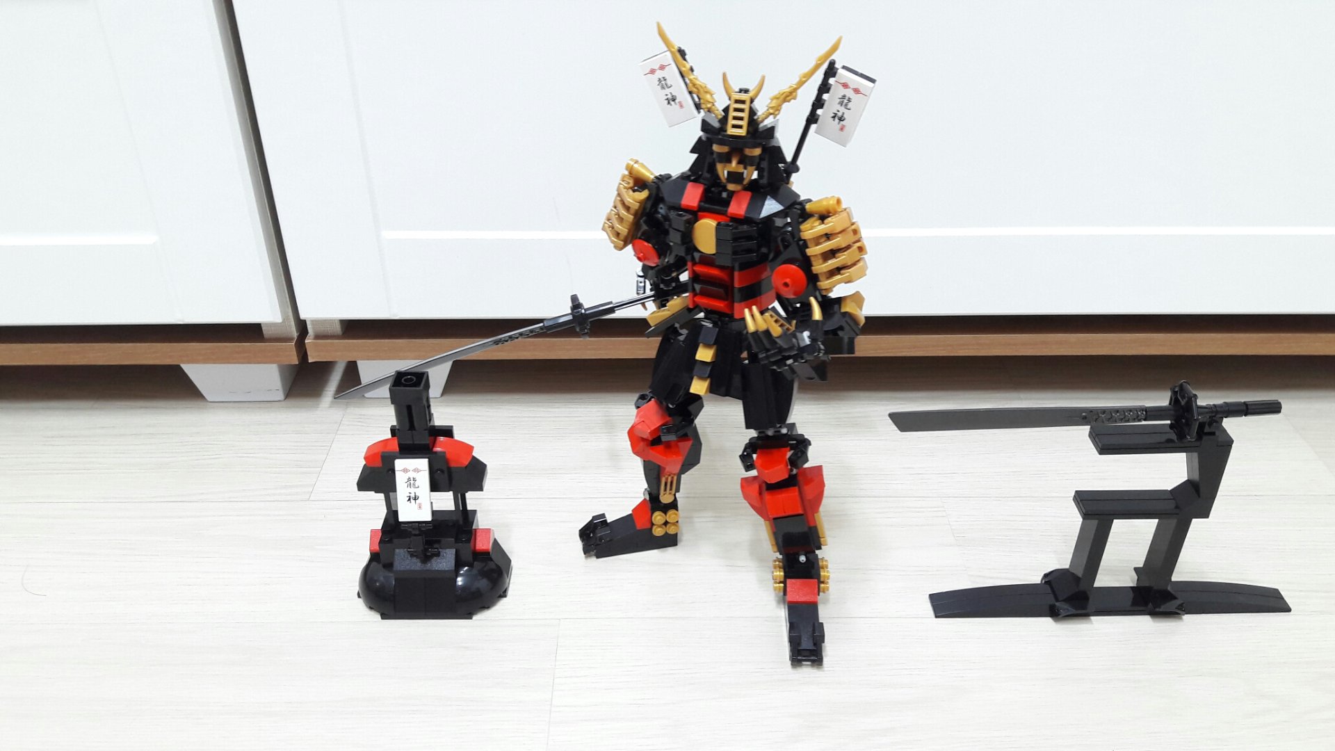 robot samurai lego