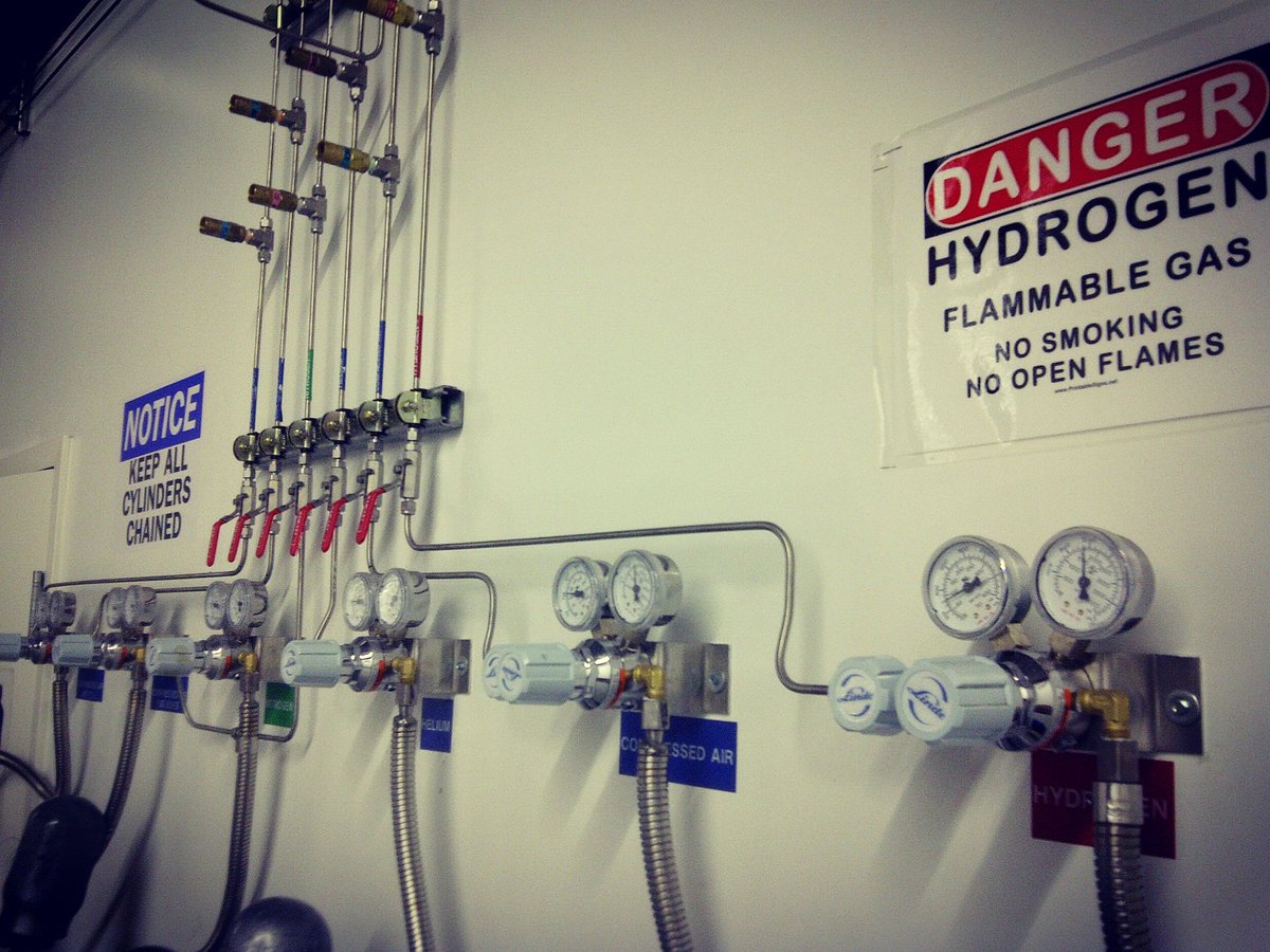 _MechanicalMike's tweet photo. Compressed Gas installation
#Compressedgas #piping
#gases https://t.co/bPR2EdGgru