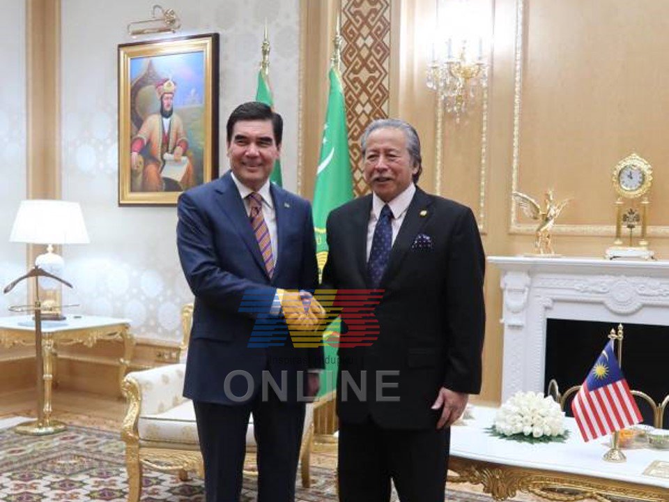 BuletinTV3's tweet photo. Siaran akhbar oleh Kementerian Luar Negeri, Malaysia berkenaan hasil lawatan rasmi Menteri Luar Negeri, YB Datuk Sri Anifah Haji Aman ke Turkmenistan pada 10-11 Januari 2018. https://t.co/X8RtcsA230