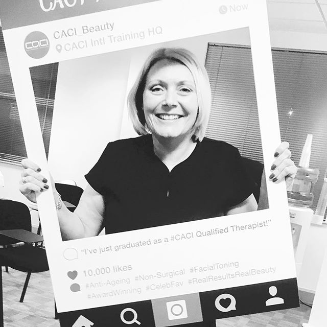 BayBeautyAc's tweet photo. 4 days of training complete now let's get started! #whitleybay #skinrejuvenation #acnetreatment #liftandtone #lipplumper #jowllift #eyerevivelift https://t.co/8Q6FCM0hRt https://t.co/MzA43wb66T