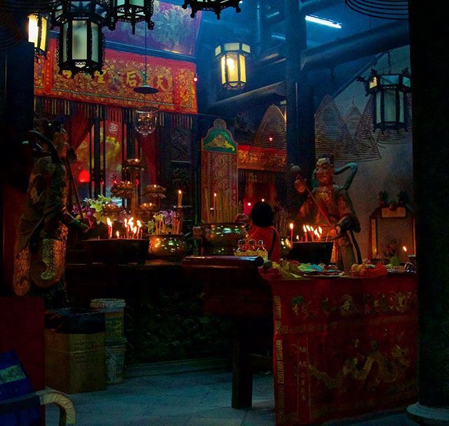shanesphoto's tweet photo. The Tin Hau Temple near Victoria Park in Hong Kong. - #hongkong #hong #hong_kong #tinhau #chinese #buddhism #buddhist #shanesphoto #wanchaib #northpoint #victoriapark #tinhautemple #temple #temples #tempel #asiantemple https://t.co/MHJR9tdPj9 https://t.co/MPV8h8kkH8
