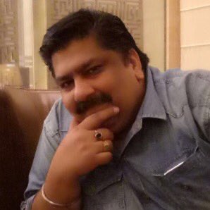 MainiSaket's tweet photo. #NewProfilePic https://t.co/ftYmk6qE3U