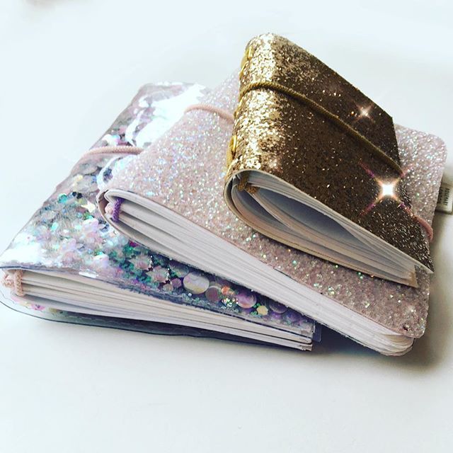 rosemarylondong's tweet photo. Journal stack! Featured here is our 🌈 rainbow chunky glitter journal, our Jewel filled journal and our mini A6 size chunky gold glitter journal 📓 link in bio! #journallove #papergoods #sparklyjournals #iridescent #glitter #traveljournal #festivalwear #stationerylovers #noteb… https://t.co/QqSub0OzMS
