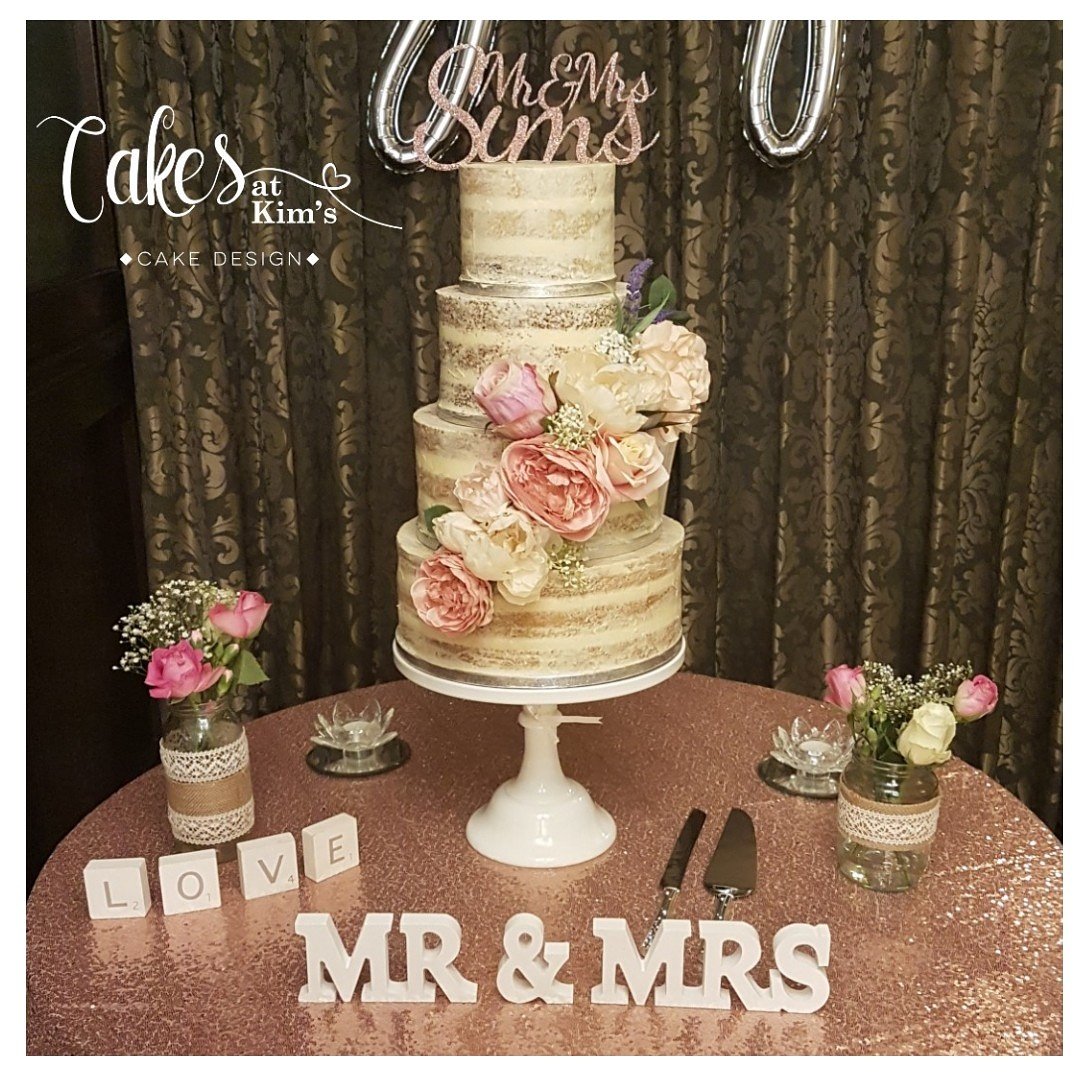 Cakes at Kim's tweet media