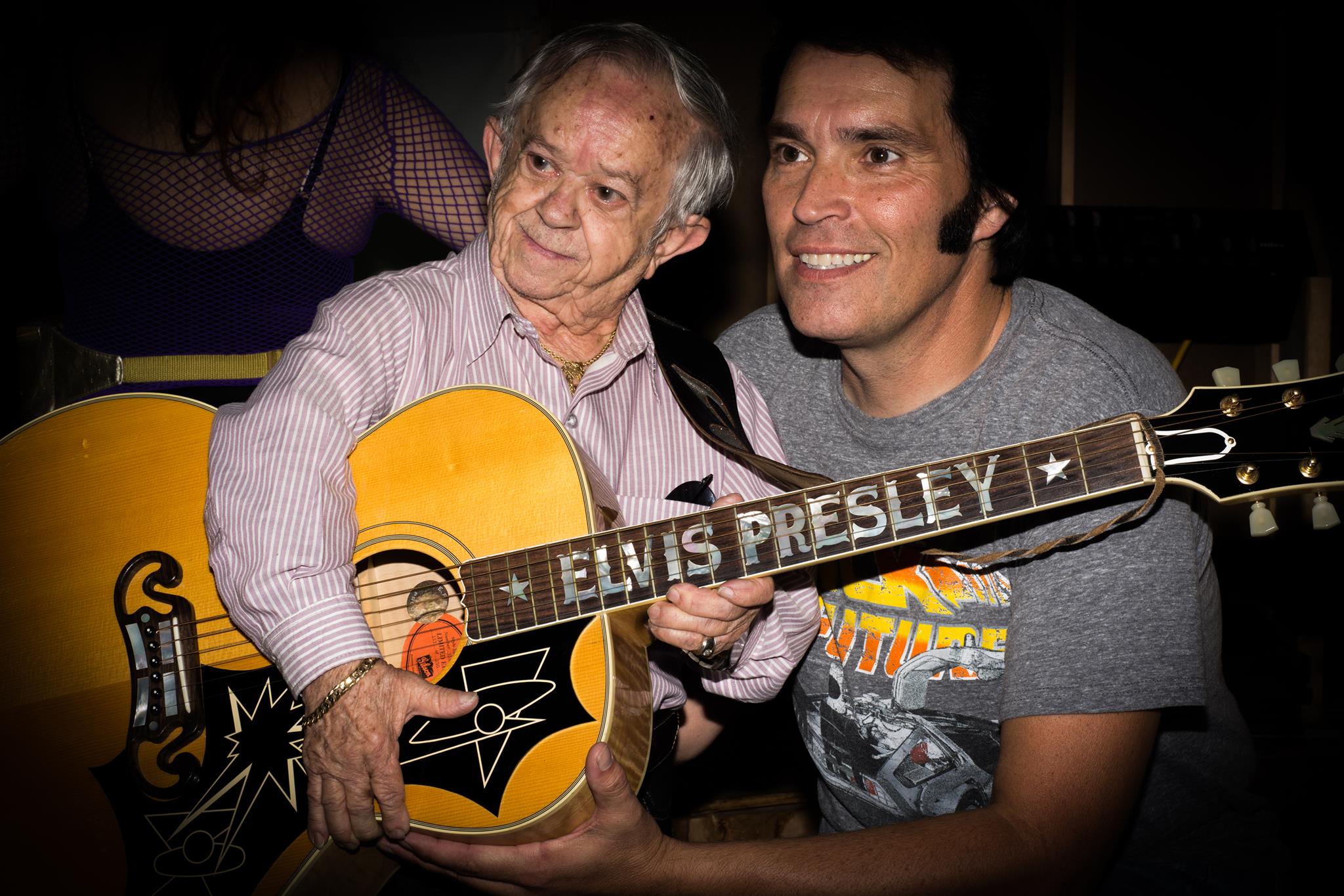 Happy 81st Birthday to Felix Silla! Here he is with the Boss James Cawley during 2016! 