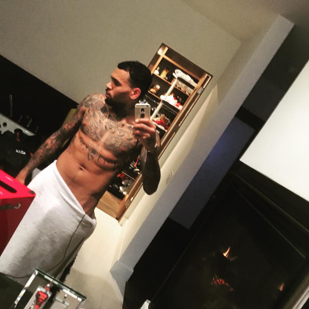 halo666fore's tweet photo. #chrisbrown
#Pollagrandes https://t.co/PzTb07vqPW