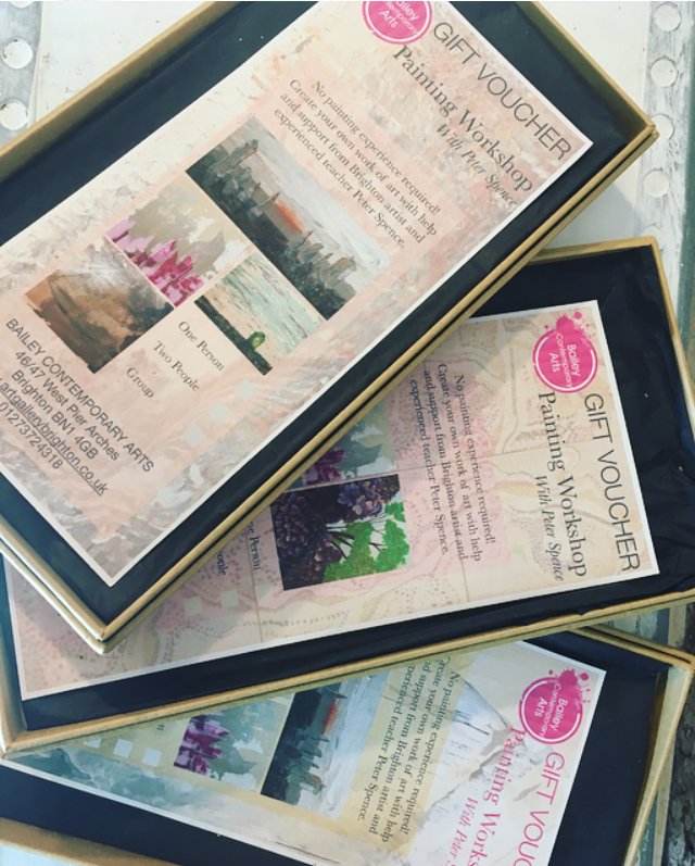 One of the best resolutions we've heard this year is to make time for creativity. Why not treat yourself to a painting workshop with Peter Spence?
#paintingworkshop #makeart #dosomethingdifferent #learntopaint #brightonartgallery #brightonartist #creativity #uniquegiftideas