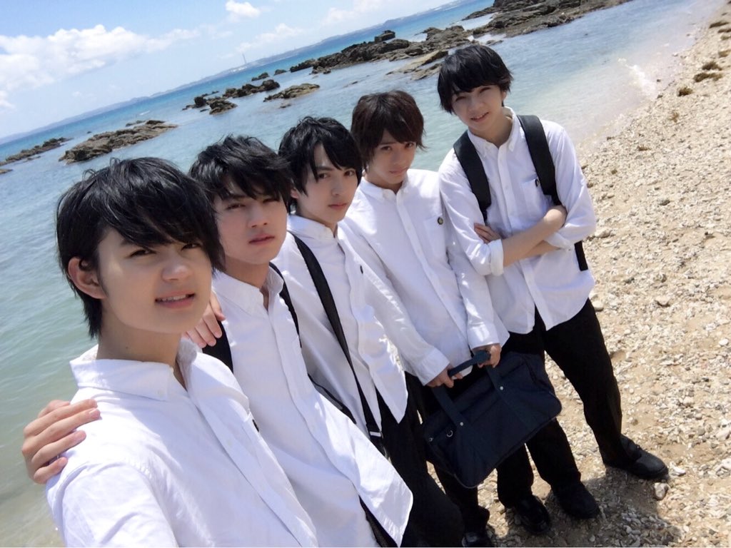 あらためまして、『M!LKセカンド写真集 真冬の南国みるく旅』本日発売