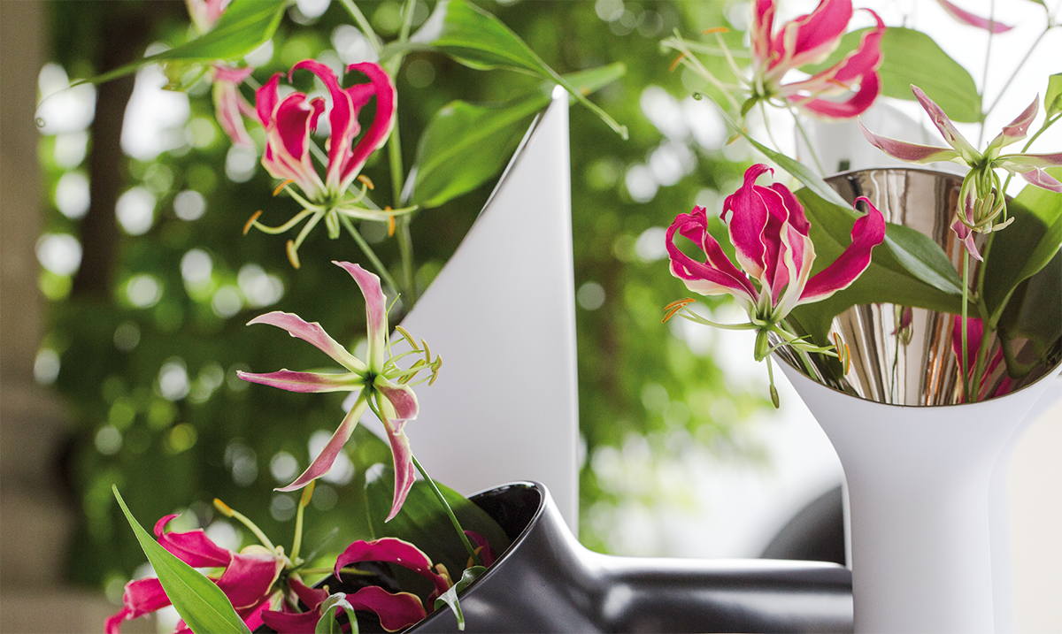 Mit „Design im Kunstverein“ präsentiert der Rat für Formgebung vom 15. bis 21. 1. im Rahmen der PASSAGEN Bestleistungen seiner ICONIC AWARDS aus Interior Design und Architektur im Kölnischen Kunstverein -unsere Vase Fondale ist mit dabei. 
#rosenthal