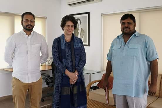 RahulSachanINC's tweet photo. 🎂💐HappY BirthdaY Priyanka Ghandhi ji💐🎂
#withpgv #Priyankagandhi https://t.co/cXCJG2hXQn