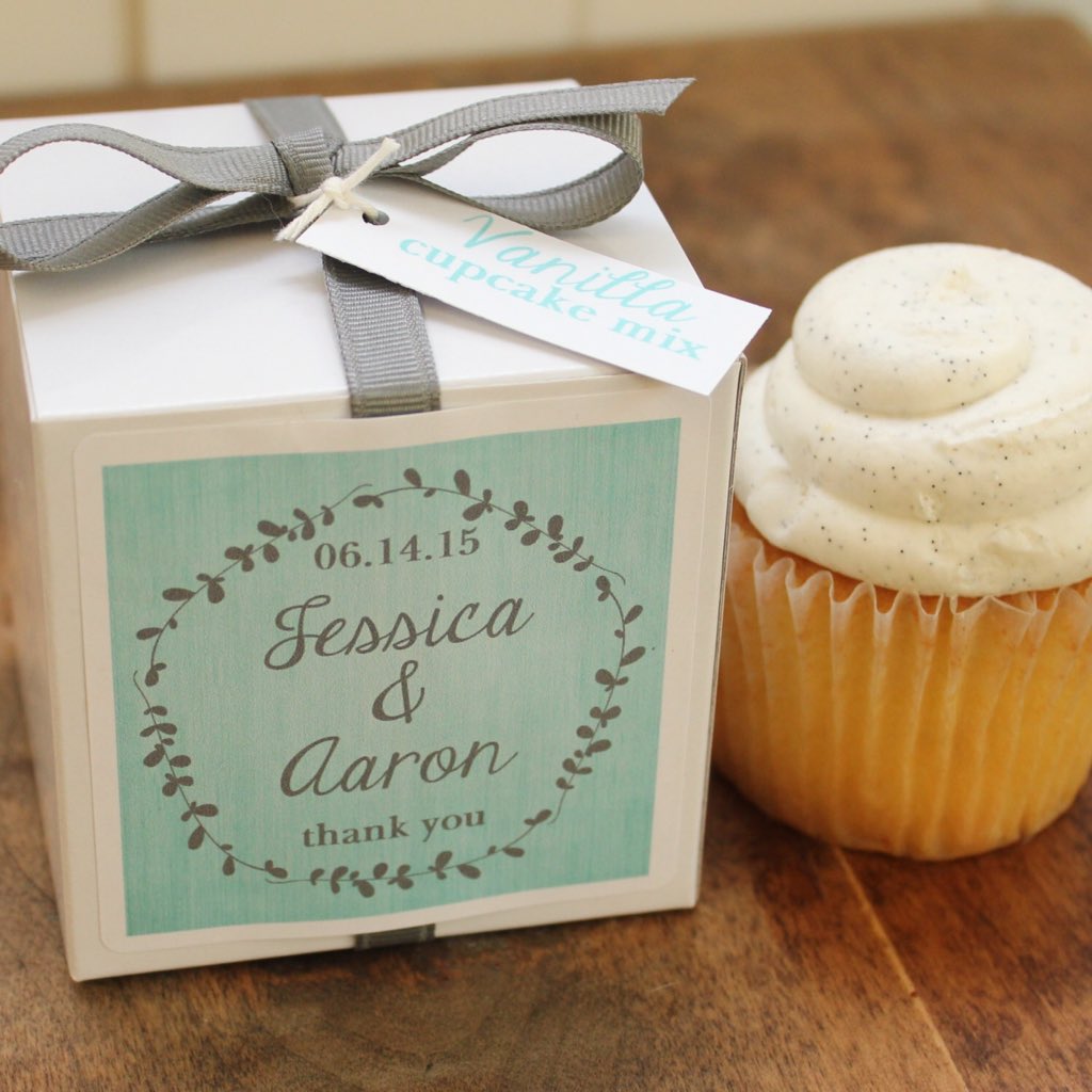 Cupcake wedding favours aren't new but why not give your guests their own cupcake mix so they can make them when they get home #weddings #weddingfavours #cupcakes #cupcakemix