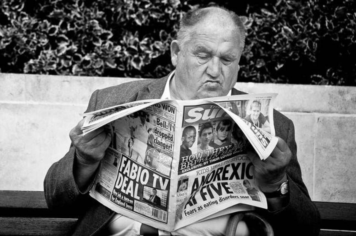 летающая газета. Go newspaper. красивая газета. американская газета. газета в биратнии daily mail,.