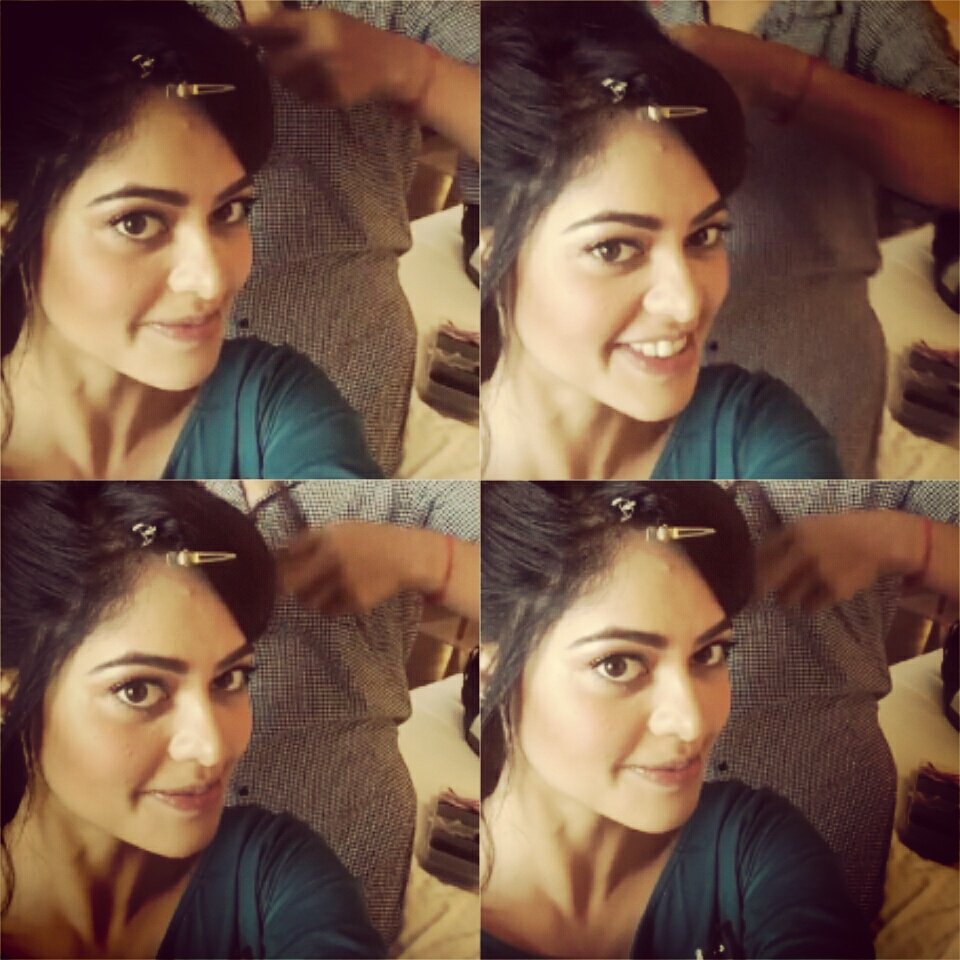 Bindufan's tweet photo. Bindu's latest😍😍 #bindumadhavi https://t.co/zs15nI8cHY