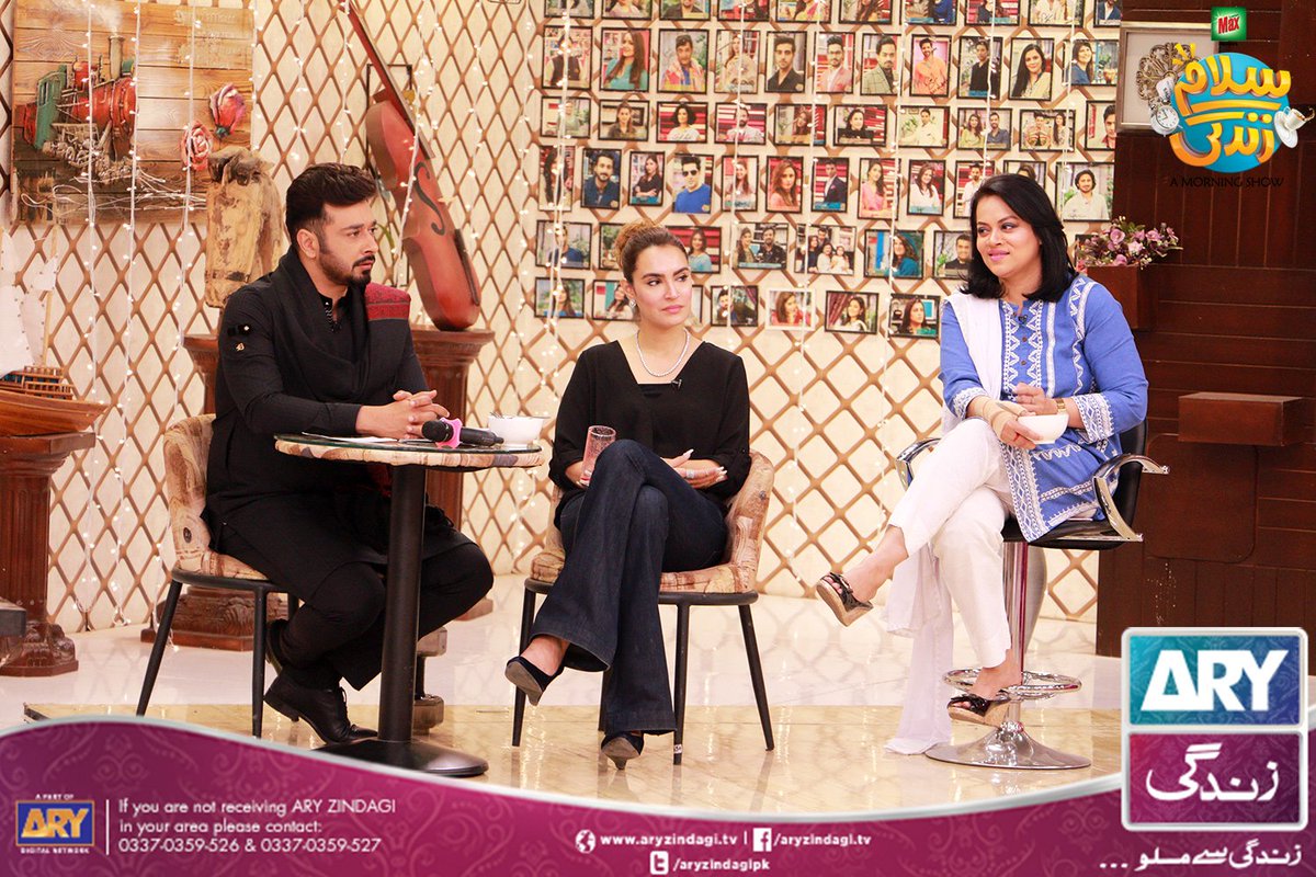aryzindagipk's tweet photo. Lets make you prominent.
Take GENTLE care of yourself.
@NADIAHUSSAIN_NH bridal salon & Clinic, Designer #SammyK, #ChefSumaira, #DrBatool #SalamZindagi @faysalquraishi #ARYZindagi https://t.co/uWEtyrkKDm