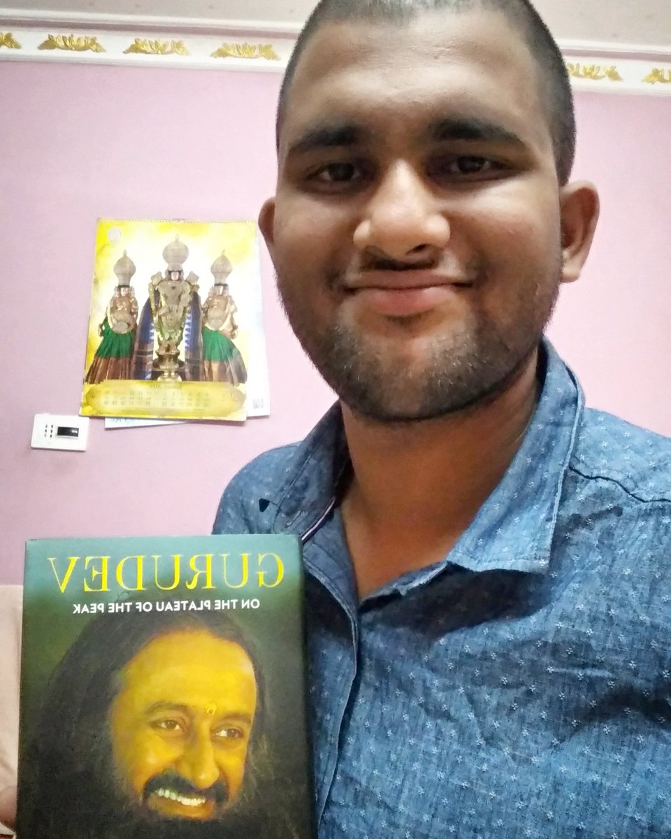 eswardeepakn's tweet photo. @Bhanujgd Super excited I am wohoo!! Got my book early morning!! Thank you Bhanu Didi. And thank you Amazon for such quick delivery of the book.#plateauofthepeak
#bhanumathiamma

#FIRSTBOOKTOTIRUPATHI https://t.co/lndsZNh1P6