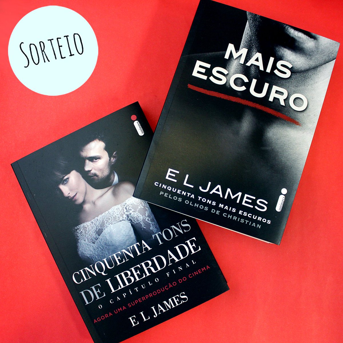 intrinseca's tweet image. Vamos sortear 3 kits com os novos livros de  E L James: &quot;Mais escuro&quot; e &quot;Cinquenta tons de liberdade: edição especial&quot;!

Para participar, siga nosso perfil e tuíte com a tag #SorteioMaisEscuro + sorteia.eu/grJ