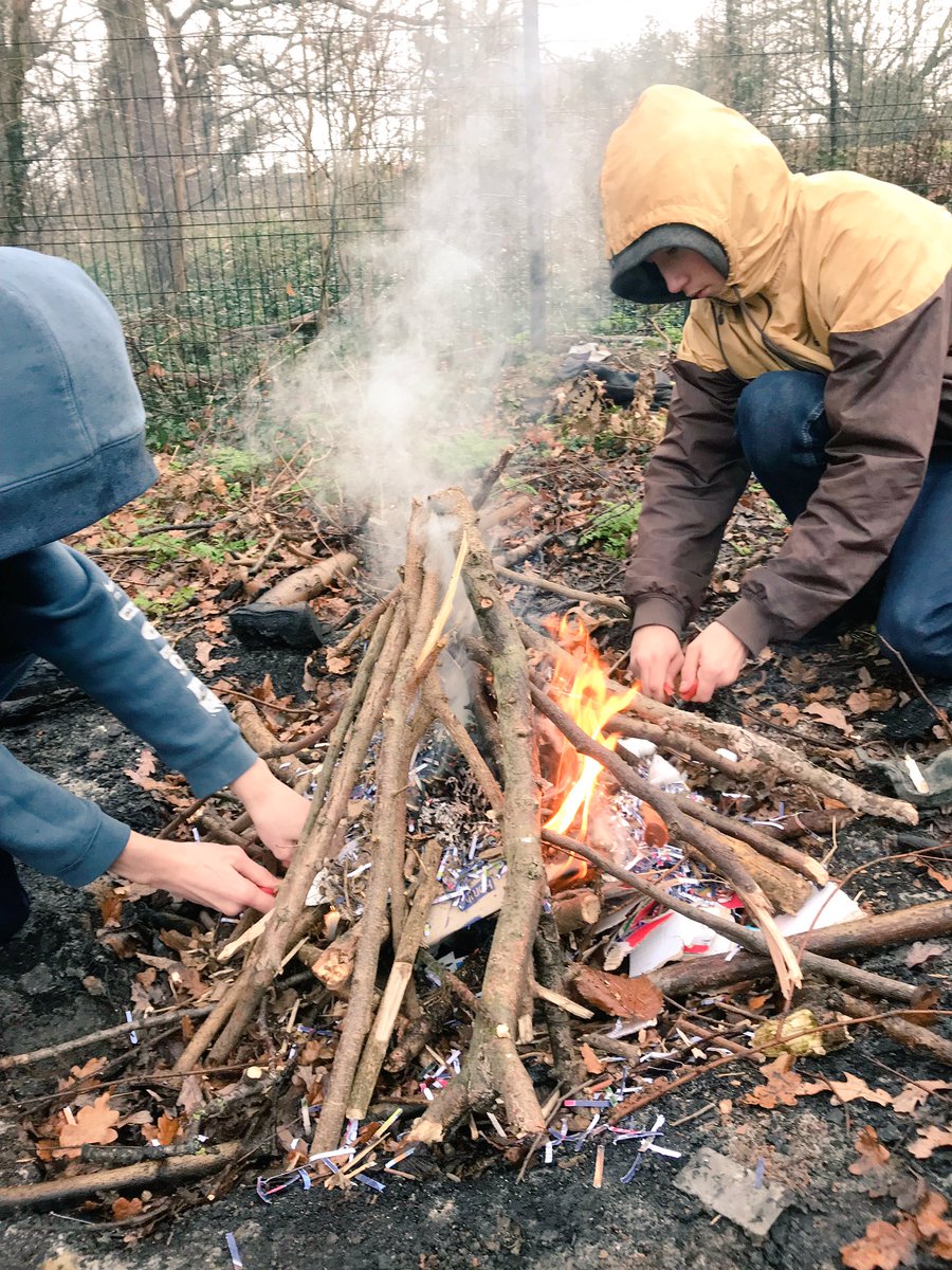 css_essexPE's tweet photo. DofE bronze award students practising their fire lighting skills and making campfire chocolate orange cakes. https://t.co/571XmUs5K4