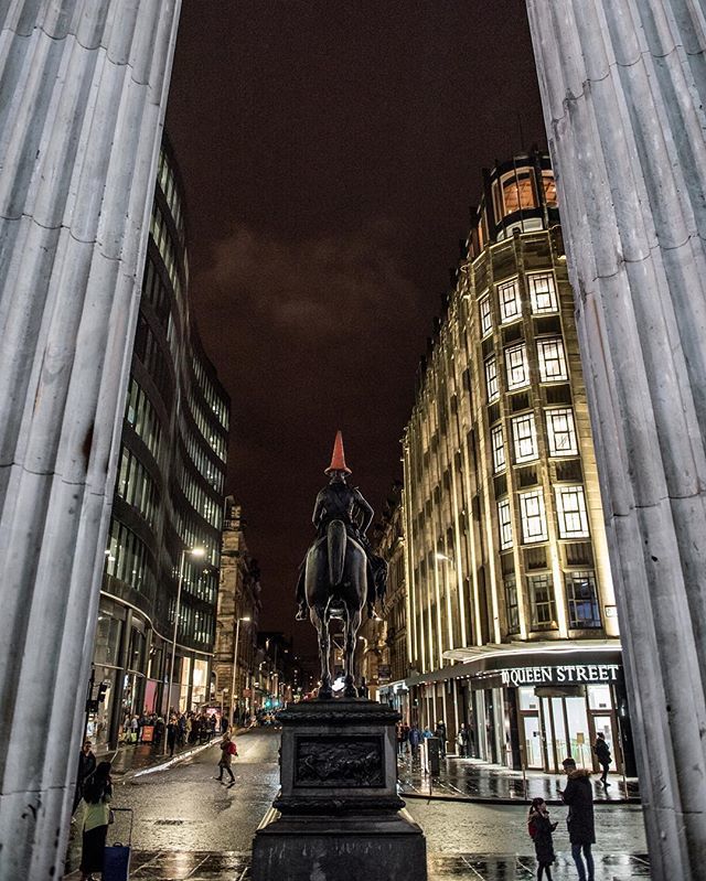 tomaschal's tweet photo. #streetshot #glasgow #peoplemakeglasgow #scotland #glasgowcity #infinity_visual #magical_shotz #_fairies #freedomthinkers #edinburgh #artofvisuals #photo_thinkers #buildings #urban #colorfull #exploretocreate #igrecommend #explore #rsa_vsco #visualcaptures #rainydays #stree… https://t.co/tuZBZssyt7