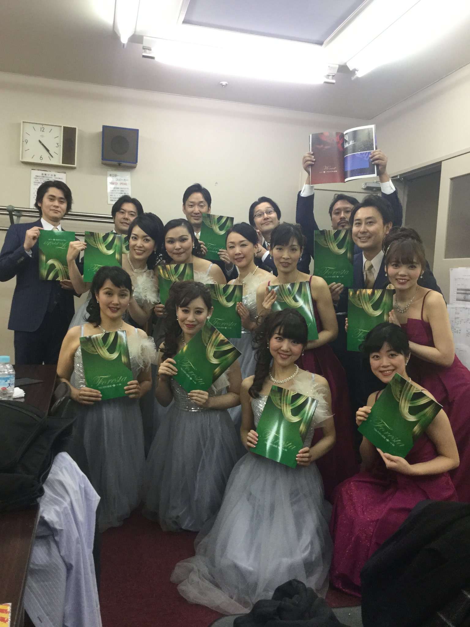 今井俊輔 On Twitter 名古屋フォレスタコンサート終了しました フォレストホールでフォレスタコンサート 笑 明日はニューイヤーコンサート 大阪城円形ホールです