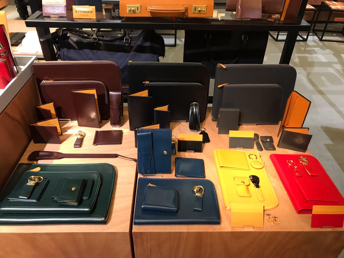 EttingerLondon's tweet photo. In 2018 we will launch our NEW #SpectreCollection &amp; these portfolio cases to our flagship #BridleHide family! Visit @Pitti_Immagine Stand F/9 Padiglione Centrale Piano Attico #MensFashion #MensStyle #PittiUomo #BritsinFlorence #ExportisGREAT #Pitti #PittiUomo93  #EttingerTravels https://t.co/5cKr3hQxtX