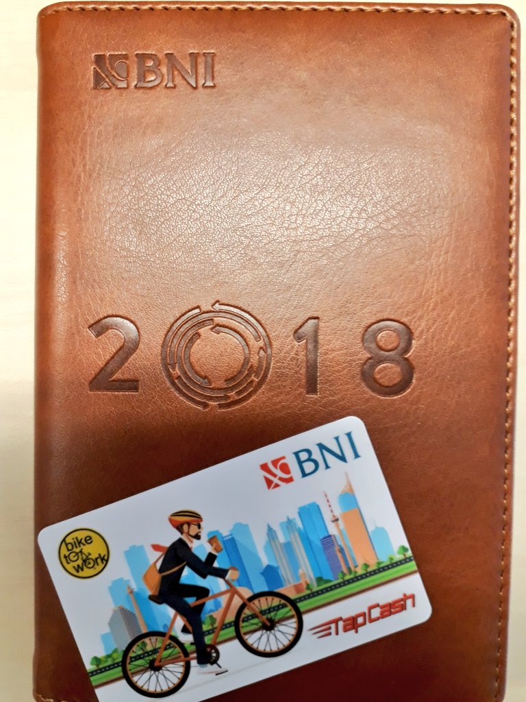BNI ingin membagikan TapCash Edisi Khusus "Bike to Work" buat kamu-kamu nih!
Yuk love dan retweet supaya tahu cara ngedapetinnya! :)
#TapCashBiketoWork