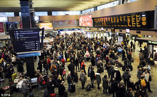 PASSME_EU's tweet photo. As airports became increasingly overcrowded last year, IATA said that investing in technology rather than infrastructure could improve  passenger experience in #airports #H2020 #PaxEx https://t.co/I7hLCKtlQj https://t.co/aSzuhlY7si