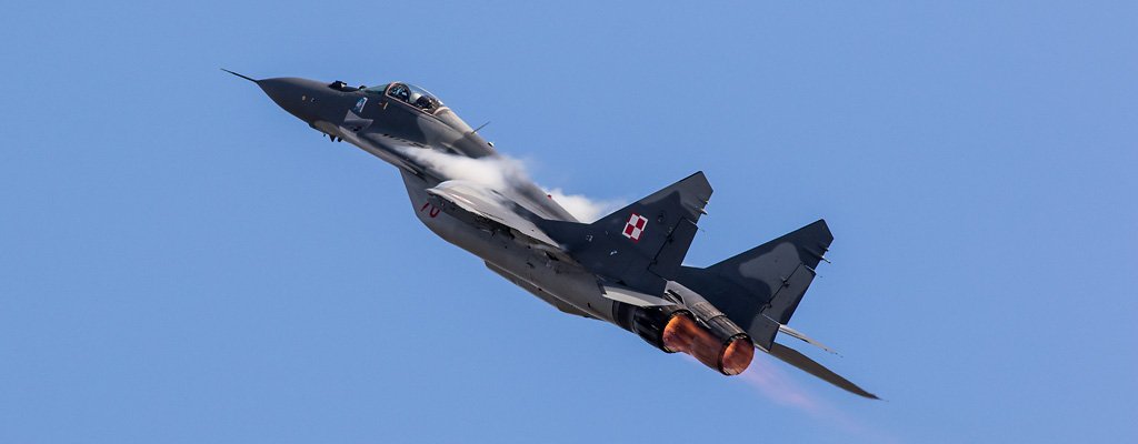 UPDATED: European Airshow Calendar 2018 - air-shows.org.uk/2017/07/europe… #avgeek #airshows