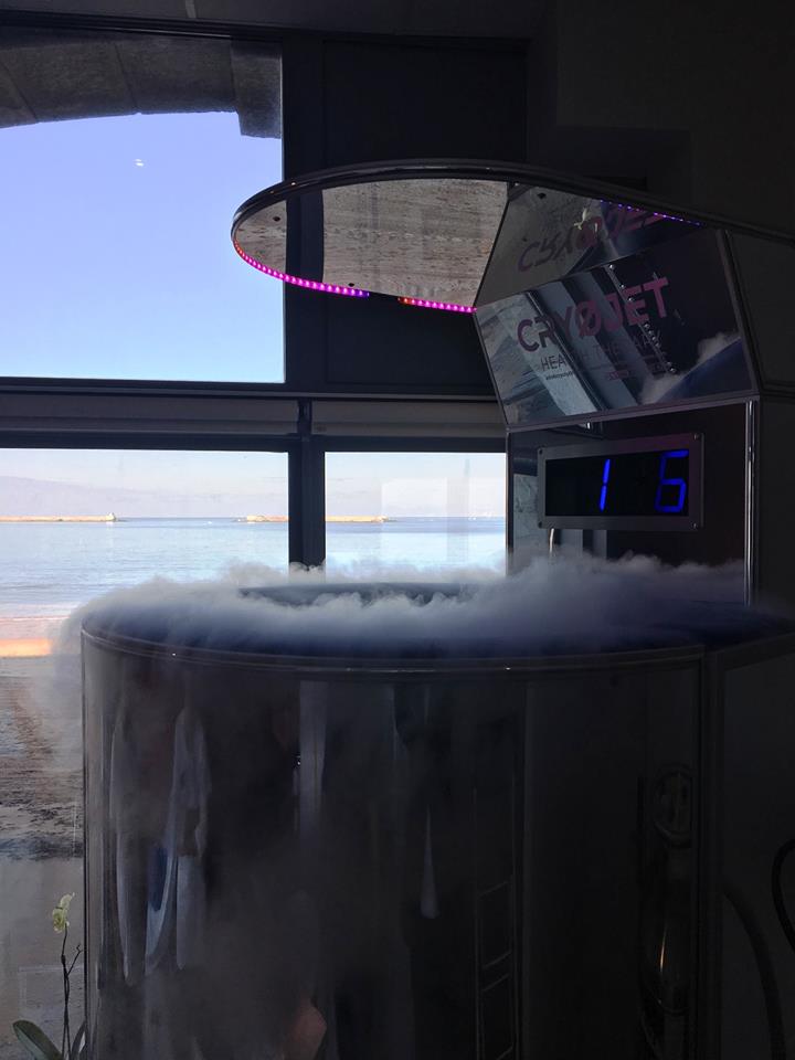 OT_PaysBasque's tweet photo. Une nouveauté @Thalazur Saint-Jean-de-Luz : la cryothérapie... 
https://t.co/JfifsJIauF https://t.co/h2W4flJV1x
