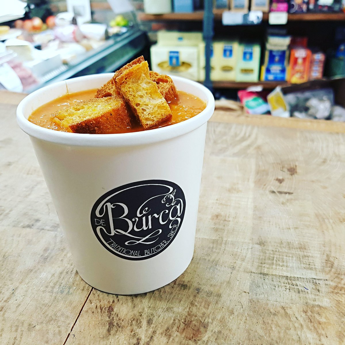 DeBurcaButcher's tweet photo. Tomato + Carrot + Celery + Sourdough Garlic oil croutons = Good start to Friday afternoon 🍅
.
.
#deburca #deburcadeli #lunchtogo  #soupspecial #MainSteet #Castlebar #Mayo https://t.co/KleWWpRnVn