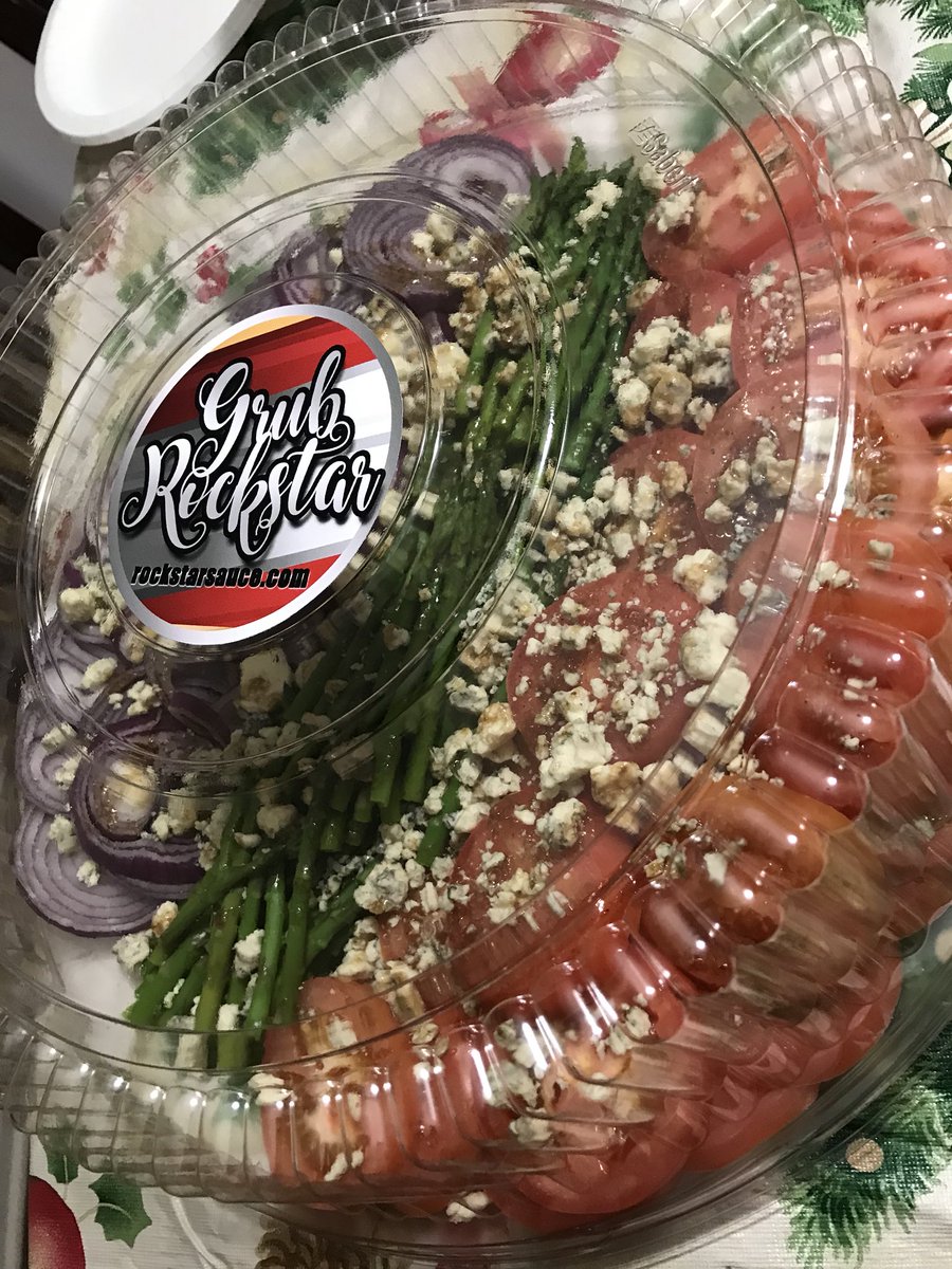 Hellofa1's tweet photo. What an honor to be a part of @DMPEDDC open house last night #Open4YouDC thx for the invite @kenner_brian we are much appreciative!! Looking forward to future events!!! #DCinDC #dcevents #dcgovernment #DCinDC2018 #DC #dceats #dccaterer #foodie #cooking https://t.co/tIfQac2ckj