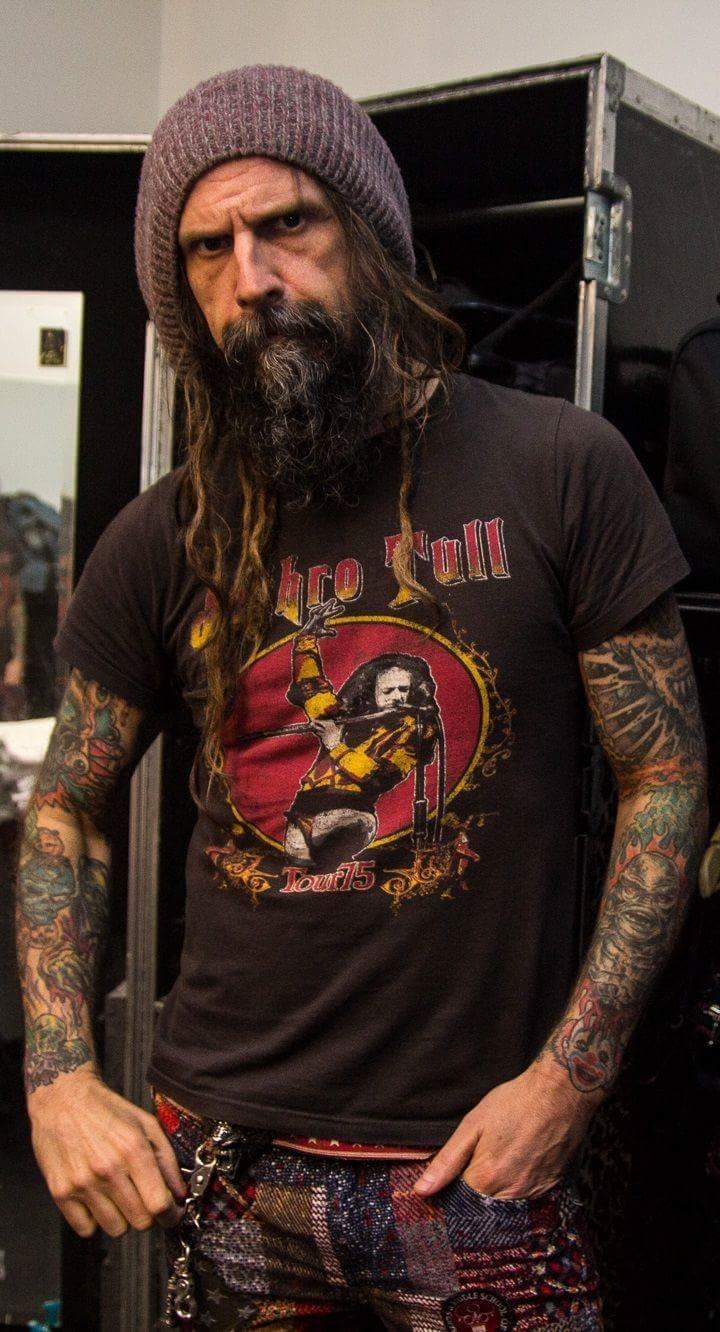 Happy Birthday to Rob Zombie, Jan 12, 1965 :-D \\m/ 