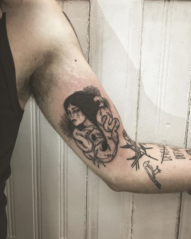 Euforest_Tattoo's tweet photo. Snakegoddes
Thank you @federico_gargaglione •euforesttattoo@gmail.com
#tattoos #tattoo #tattooart #blacktattoo #blackink #blacwork #tattoodrawing #ignorantdotwork #contemporarytattooing #ladytattoer #tattooidea #tattooflash #womantattoo #darktattoo #wannado #naturetattoo #le… https://t.co/AdePS4IKdb