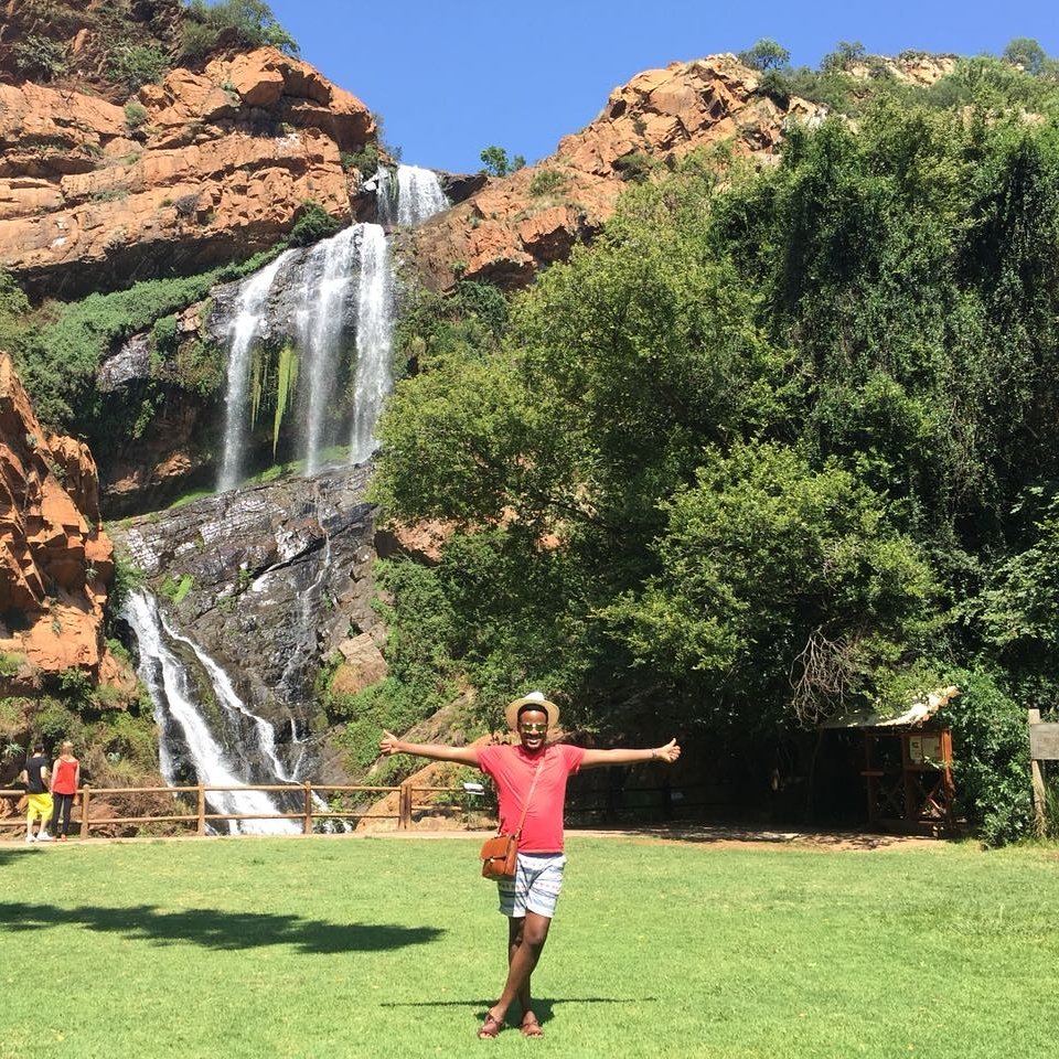 It's a happy Friday of exploring picnic spots in and around Jo'burg for the March issue of  <a href="/GetawayMagazine/">Getaway Magazine</a> (because we work so hard). It's so great to be back in the city!
#OnAssignment #Travel