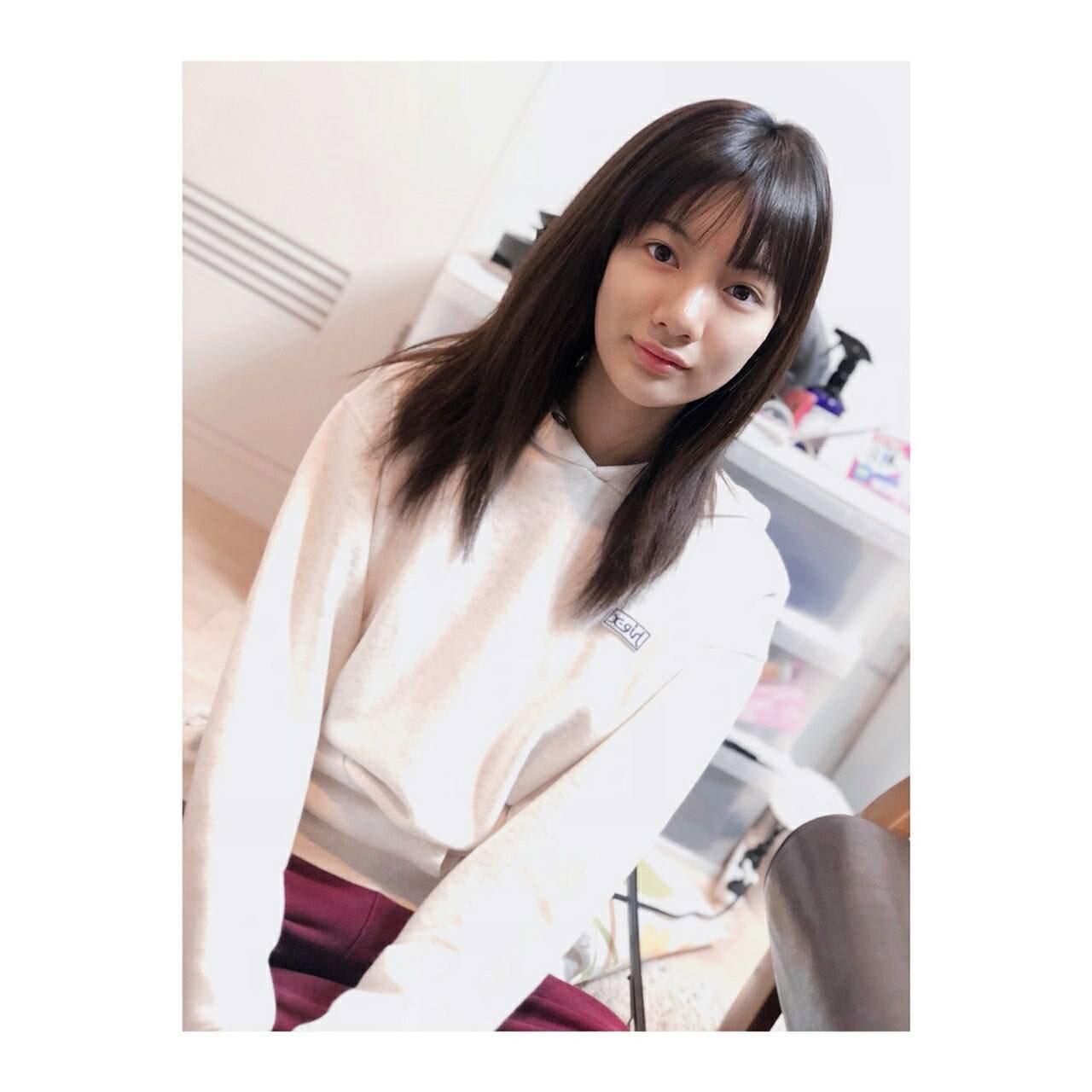 山谷花純 در توییتر 今日会った人 矢野優花 しばらく会えないので矢野チャージをしてきました 特にこれといった話はしないけど 2人でテレビ見てお菓子食べて楽しかったです 矢野優花 山谷花純 山谷花純 در توییتر 今日会った人 矢野優花 しばらく会えないので矢野チャージをしてきました 特にこれといった話はしないけど 2人でテレビ見てお菓子食べて楽しかったです 矢野優花 山谷花純
