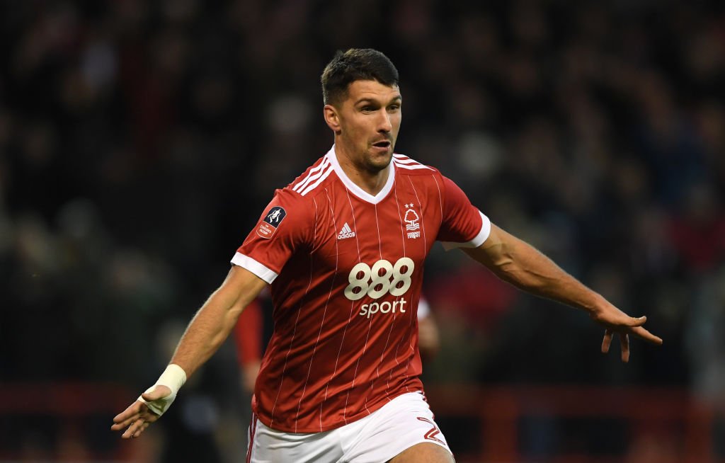 BBCSport's tweet photo. The internet wins!
Eric Lichaj's campaign #GetEricADog has been successful - he's even named it Gunner.
๐ถ https://t.co/eIHMSpbJzw https://t.co/NGCBioUv3R