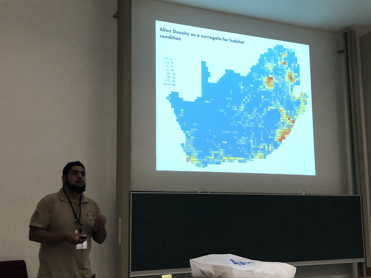 SAAB2018UP's tweet photo. Alien density in South Africa https://t.co/40XByBftMg