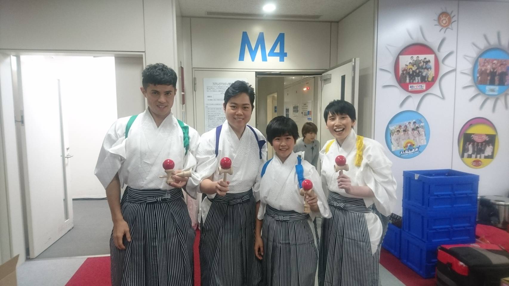 日本クラウン 演歌 歌謡曲 公式 Twitter Da というわけで三山ひろし 見事けん玉のteppen獲りました いやぁ スタジオの緊張感はとてつもなかったです 今思い出しただけでもドキドキする 三山ひろし けん玉 けん玉演歌歌手 日本クラウン 演歌 歌謡曲 公式 Twitter Da というわけで三山ひろし 見事けん玉のteppen獲りました いやぁ スタジオの緊張感はとてつもなかったです 今思い出しただけでもドキドキする 三山ひろし けん玉 けん玉演歌歌手