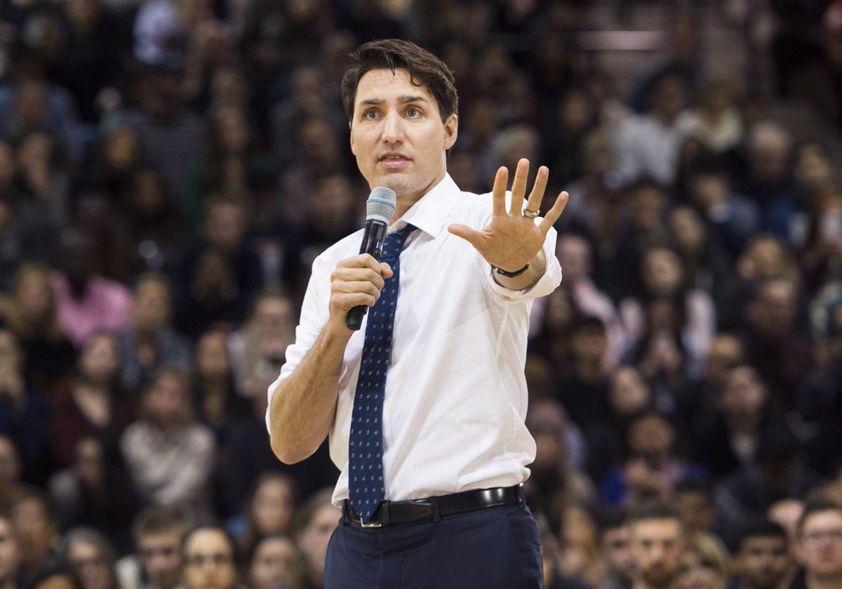 VIDEO: Trudeau faced several hecklers at London town hall: bit.ly/2FtDsl8 https://t.co/a4chyNb8Mx