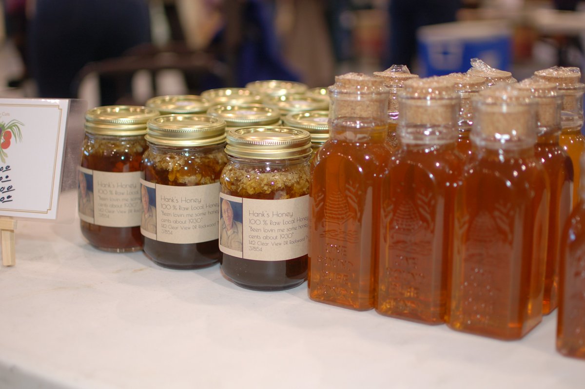 GrowOakRidge's tweet photo. Plan your trip, check the map, to the Winter Farmers Market, Saturday, 10 a.m. to 1 p.m., St. Mary's School Gym. https://t.co/USaq6BDfx8 #exploreoakridge #tnmagicmoments #oakridgerocks #picktnproducts #oakridge #locallygrown #activeandersontn #growoakridge https://t.co/K1L3wIDGTu