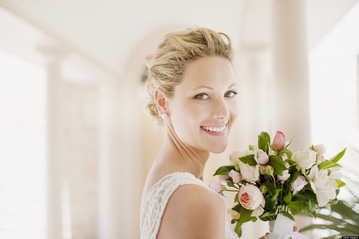 EmilyRoseHealth's tweet photo. We're SO excited to be launching our 'Glowing Bride' packages at @WeddingFairAB to get your skin looking your best for your wedding day - get your tickets now and come stop by our booth! #yycbride #yycwedding #yycbeauty https://t.co/1mYXfBZAhp