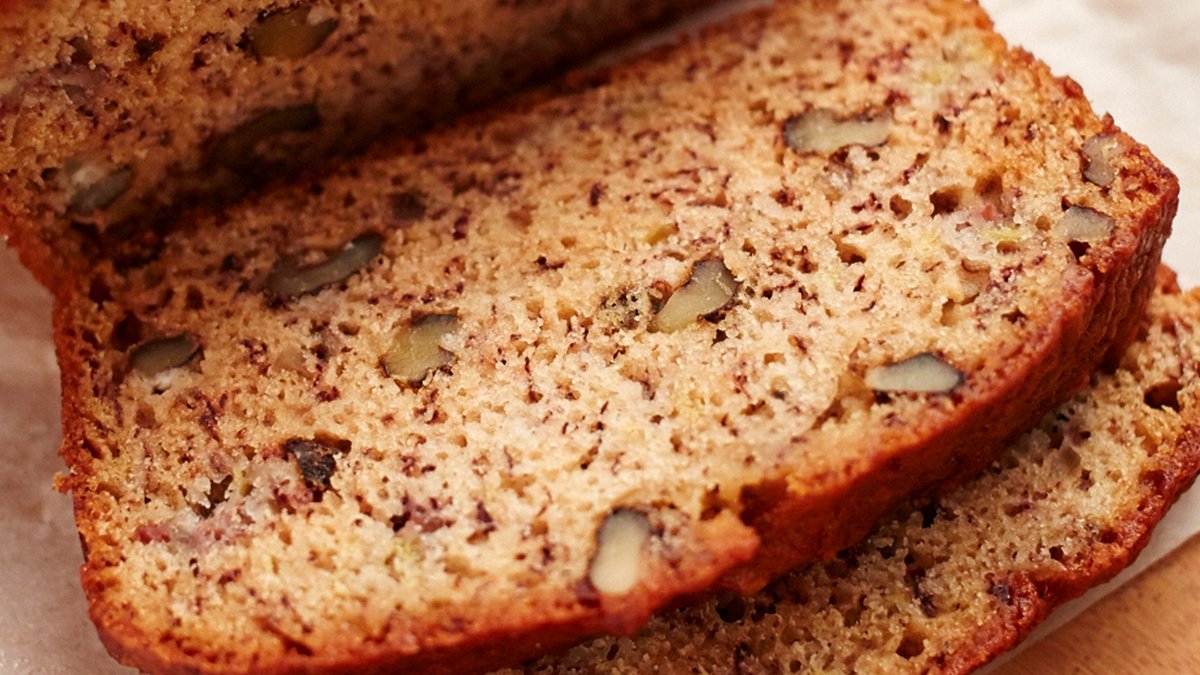 Check out the secret ingredient that makes this easy banana bread recipe su...