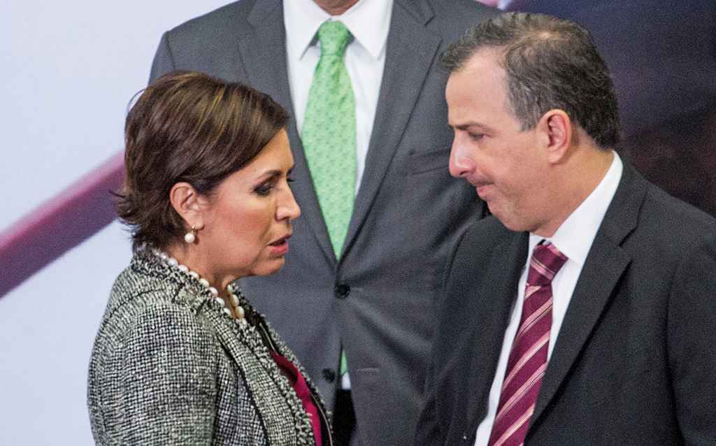 MDSaltillo's tweet photo. Denuncian diputados a Meade y Rosario Robles por desvíos... https://t.co/zSpAnLUBLi https://t.co/2OLgmUCHfq