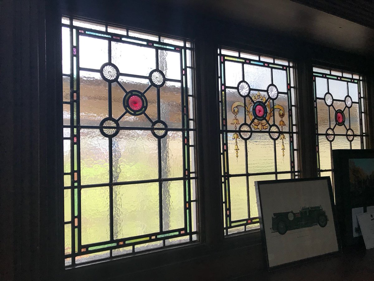 WindsorGlass's tweet photo. At Windsor Glass we also do restoration work. The leadlight was broken and we were called in to remake the leadlight as close as possible to the original as it is in listed building on The Crown Estate. By using as much of the original glass as possible we managed an exact repair https://t.co/Ynw98vbRYX