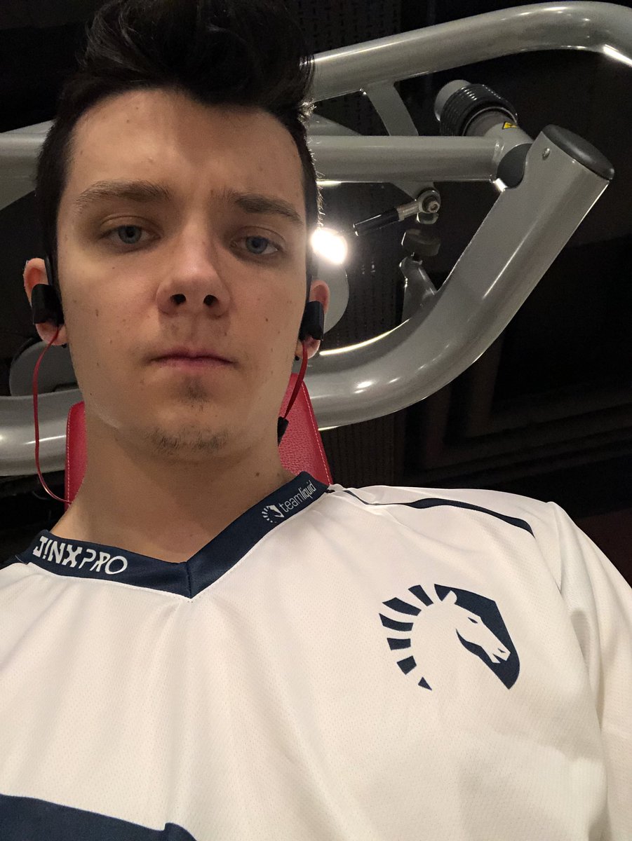 asabfb's tweet photo. Big up @LiquidKen for beating me in the ironman (again) and motivating me to get out and woooork hard. https://t.co/Ldz3beXjs3