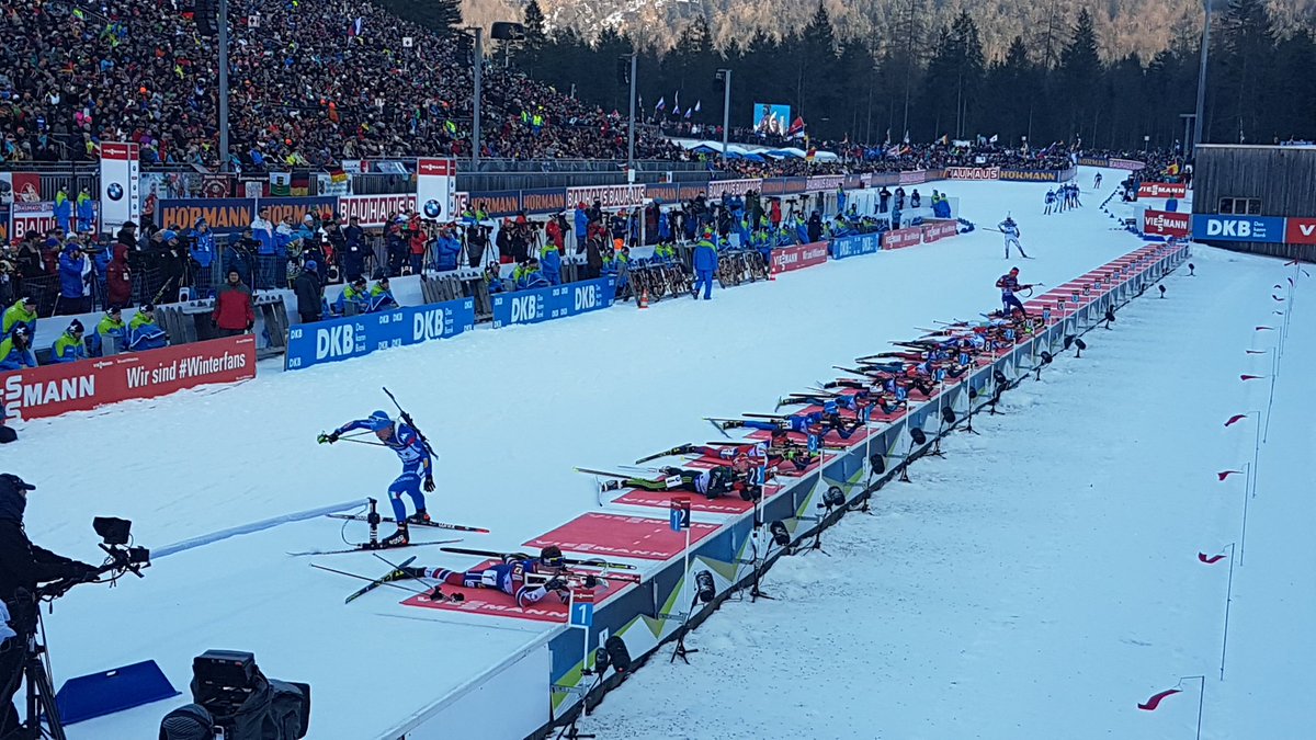 biathlonworld's tweet photo. Almost as if it was #OBE18 again, @hoferluki takes @Fisiofficial in the lead of #RUH18 men's relay https://t.co/XjGrHp9YZk