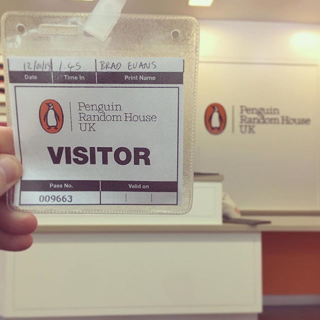 mrbradevans's tweet photo. Back @penguinukbooks today to talk publicity campaign for our new book The London Craft Beer Guide #thelondoncraftbeerguide #thecraftbeerchannel #craftbeerchannel #craftbeer #penguinbooks #eburypublishing https://t.co/u1JYU4MYaM https://t.co/qp9bfMKHos